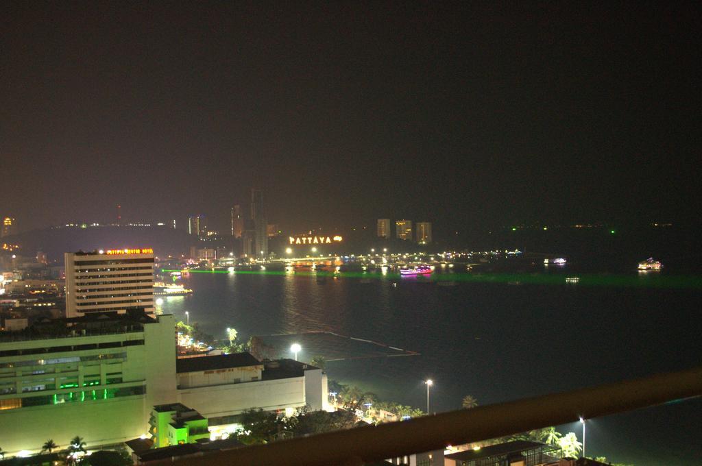 View Talay 6 Suite Apartments Pattaya Phòng bức ảnh