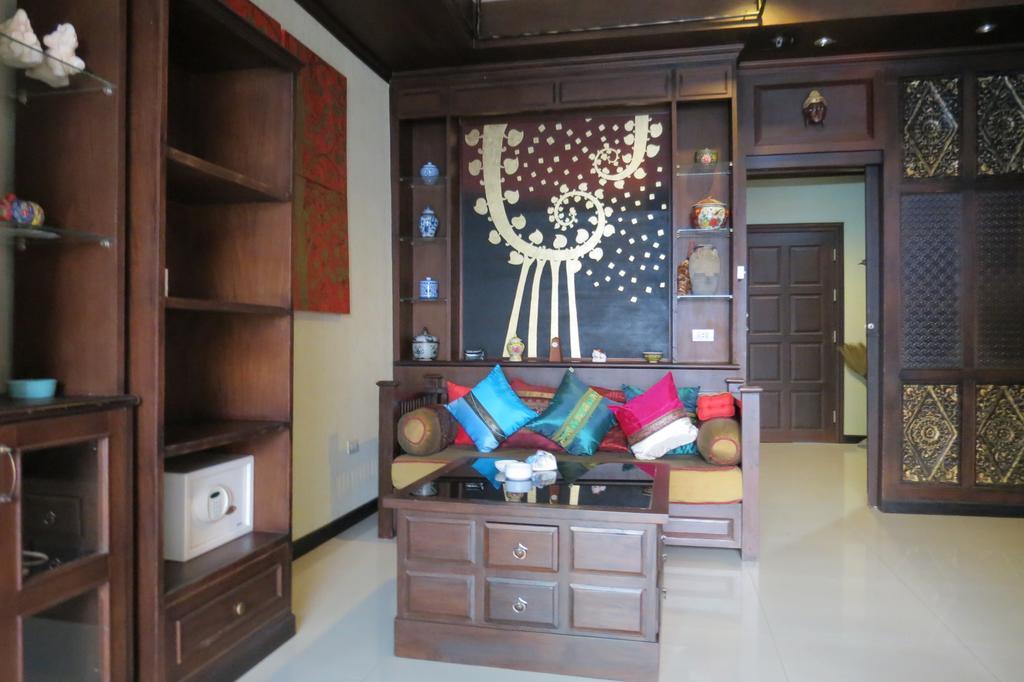 View Talay 6 Suite Apartments Pattaya Phòng bức ảnh